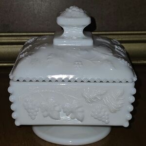 Vintage Westmoreland Milk Glass Beaded Square Pedestal Lidded Compote 5.25”H